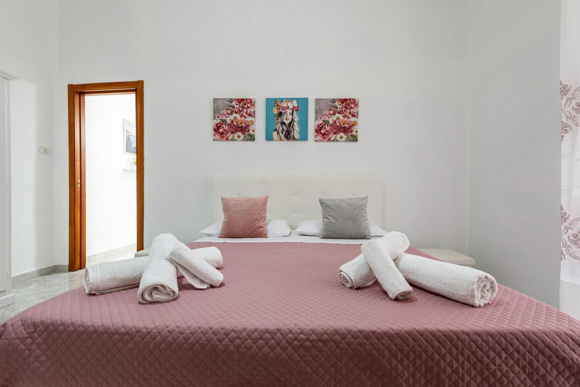 House Raffy & Ary Appartamento Napoli