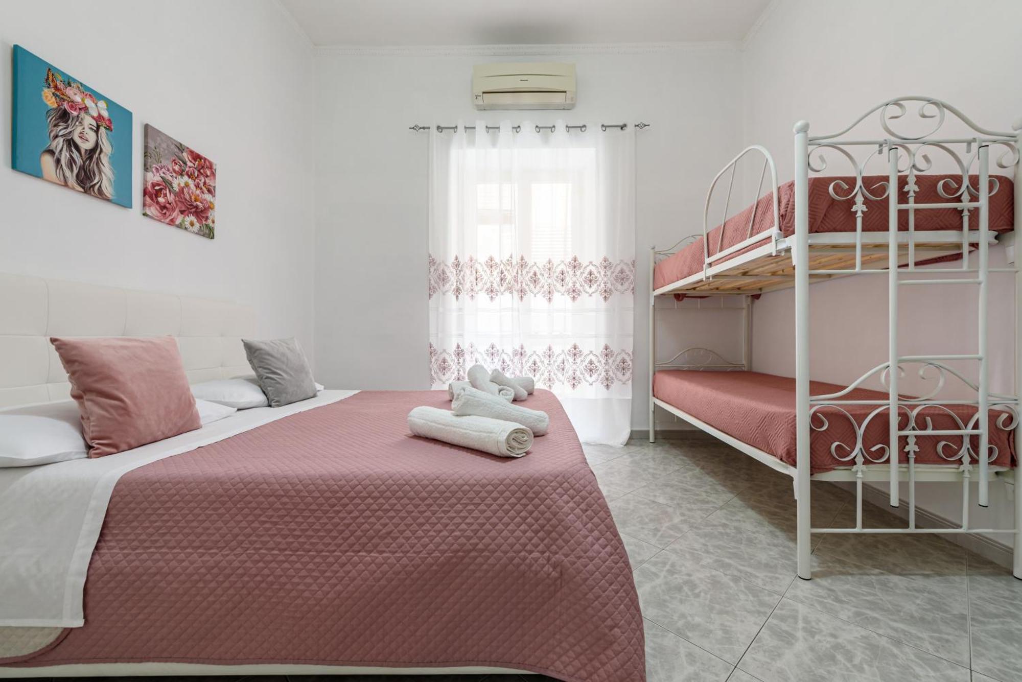 House Raffy & Ary Appartamento